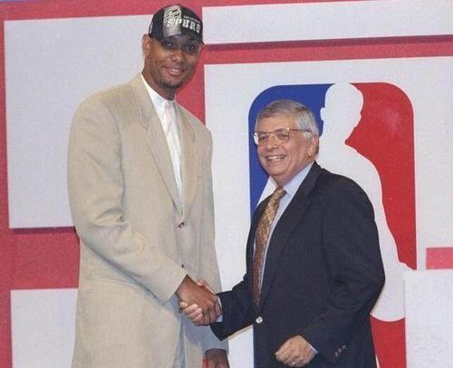 历史悠久的 历史悠久的