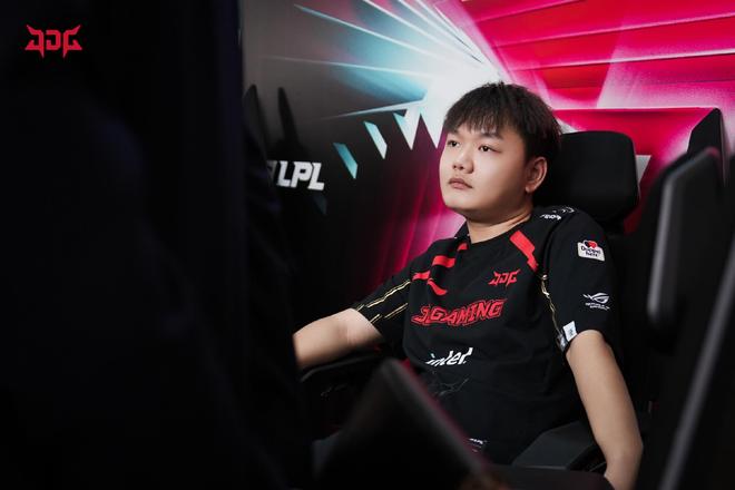 以及西班牙 以及西班牙