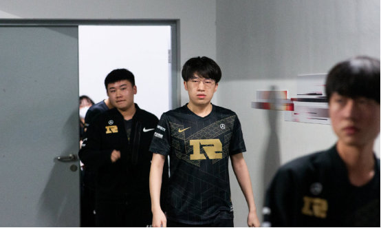 他们中的一 他们中的一